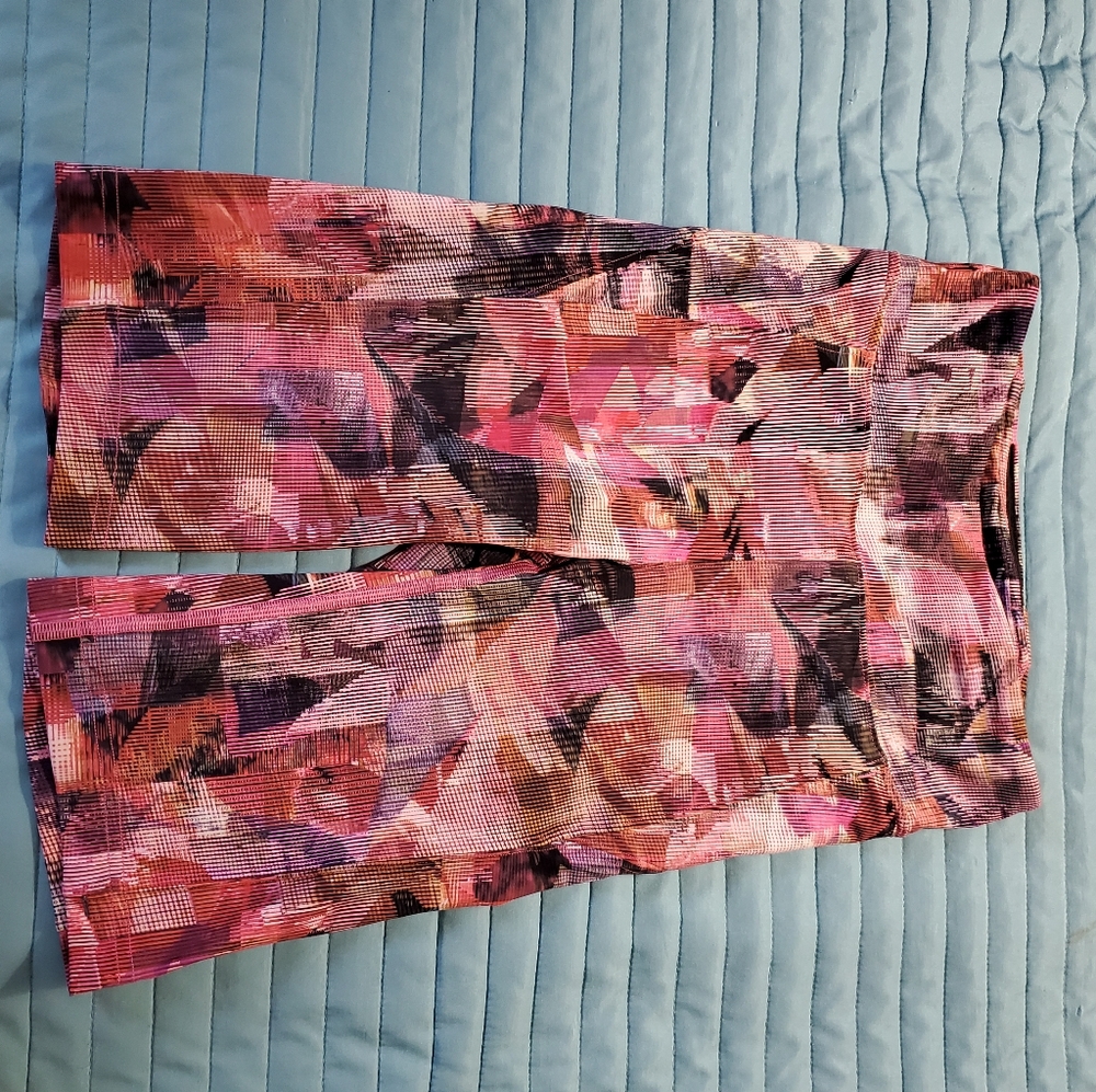 Lululemon Multicolor Short - Picture 2 of 7